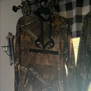 Realtree Brown Camouflage Pullover